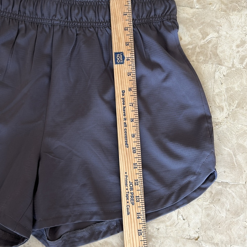 NWOT Feat Women's Casual/Athletic Shorts Gray Size M - Picture 7 of 7